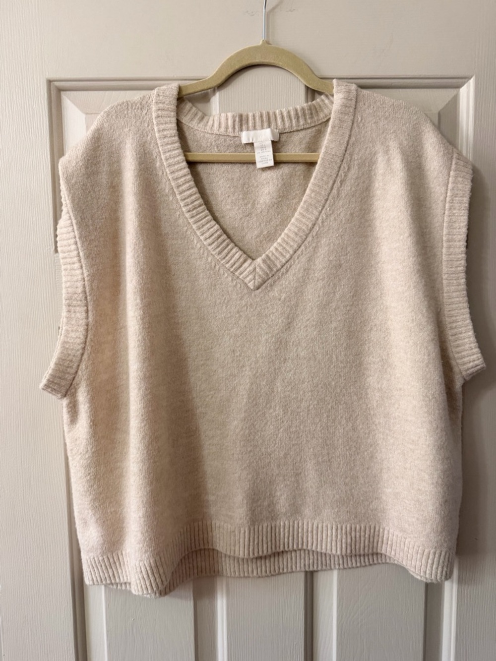H&M Light Cream V-Neck Knit Sweater Vest